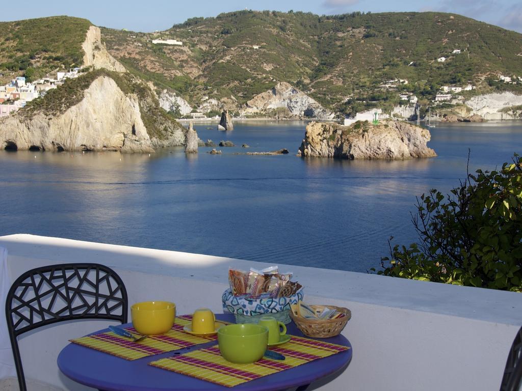 B&B La Terrazza Sul Porto Ponza Zewnętrze zdjęcie